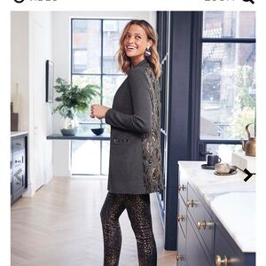 Chico’s Petite Woven Back Animal Print Cardigan Sweater Size Medium Petite (1P)